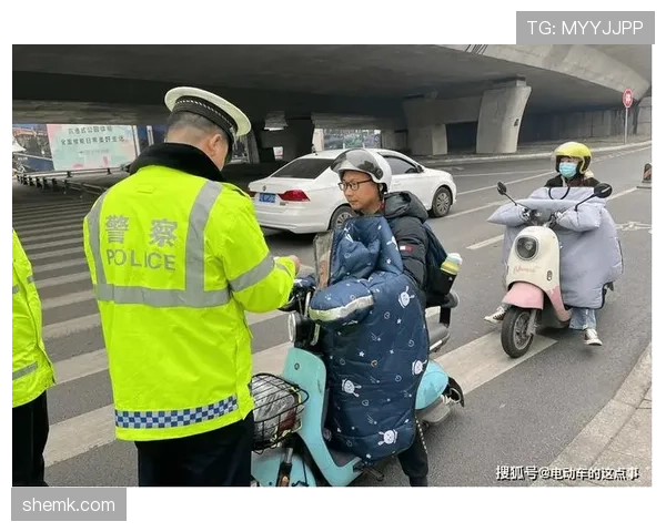 装备检查规则：哪些违规会被强制换人或警告？